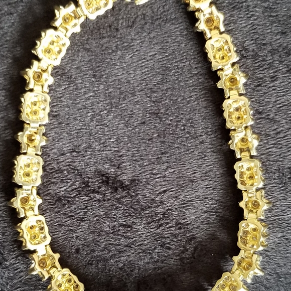 6.50 CTTW Diamond Clustered Floral Bracelet - Picture 4 of 6